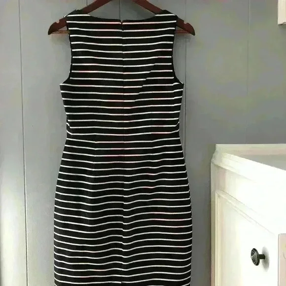 NWOT The limited dress tag size 4 - Picture 3 of 9